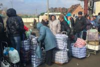 Тука пригрозил закрыть пешеходный переход в Станице Луганской