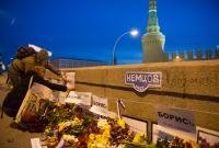 Власти Москвы снова снесли народный мемориал Немцову