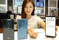 LG Q8 (2018) – защищенный смартфон среднего уровня с огромным экраном и стилусом