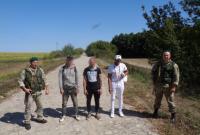 Трое кубинцев вплавь переправились в Украину из России