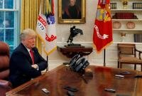 Трамп после критики все-таки почтил память Маккейна в официальном заявлении