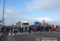 На Ровенщине евробляхер во время акции пытался наехать на полицейского
