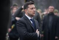 Зеленский корзиной с цветами почтил память Героев Небесной Сотни
