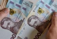 Карантинные 8 тысяч начнут выплачивать сегодня: в очереди уже до 300 тыс. украинцев