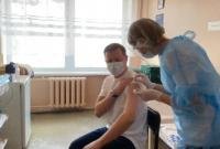 Олег Ляшко вакцинировался Covieshield
