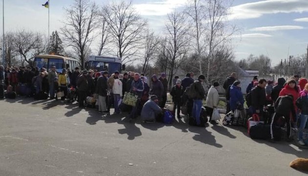 На четверг согласованы девять гуманитарных коридоров