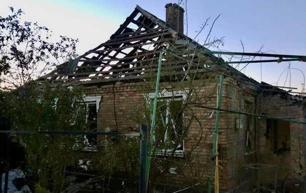 В Никополе и Марганце тысячи людей без света из-за обстрела